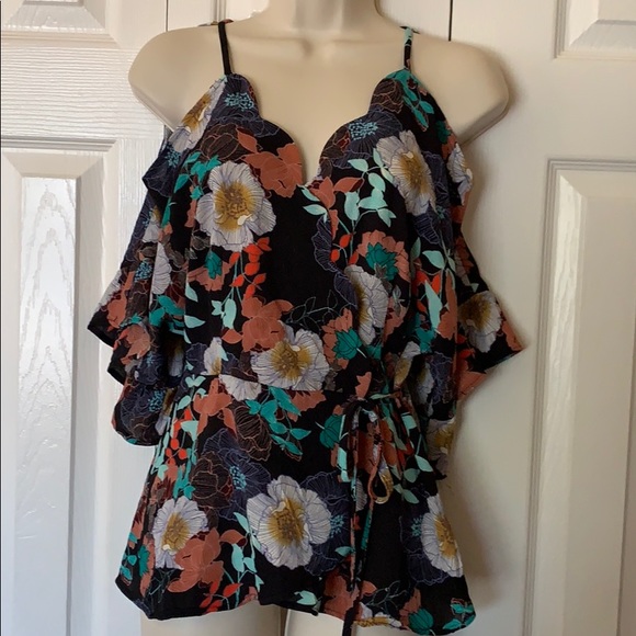 Monteau Tops - Monteau cold shoulder wrap top